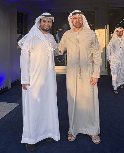 HBOTSMRbYAAwfP .jpg
