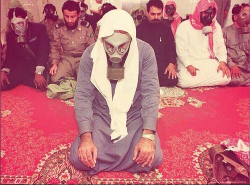 HBNE KKW4AAzqmy.jpg