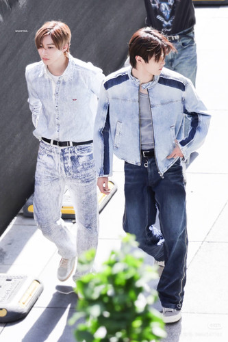 Camera XHS 17712108308311040g2sg31fcg2bljludg5p587i1k6k0ktsac8v0.jpg