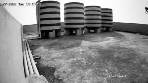 N7ys14H8lU b6Bqq.jpg