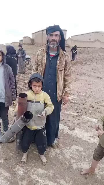 Q FshBGq tWG4gEH.jpg