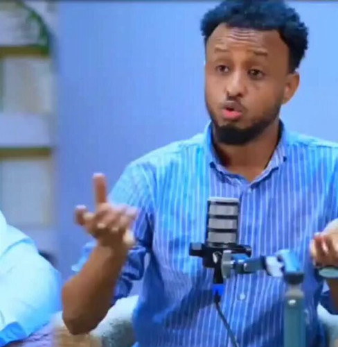 cDJcUmHS 4ML5Luc.jpg