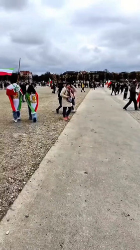 2zRaaq Gj17gemAD.jpg