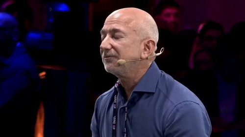 XxcUUv7DKTQgnB m.jpg