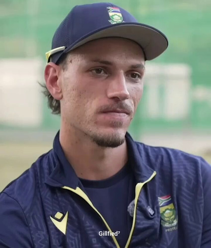 AjTZe7nN5qf yCOj.jpg