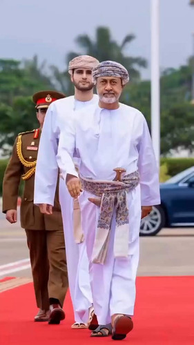 5tTHdUoAnZObTh6L.jpg
