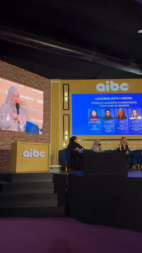 TbXkWFcZ miUn9xF.jpg