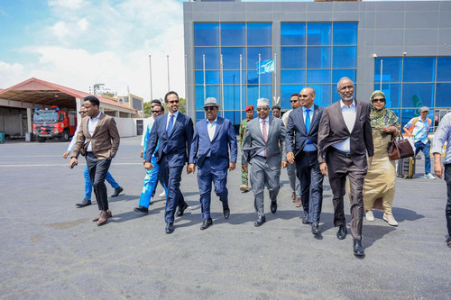 G idt XsAAb7R3?format=jpg.jpg