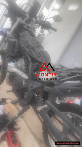 montir motor servis besar.jpg