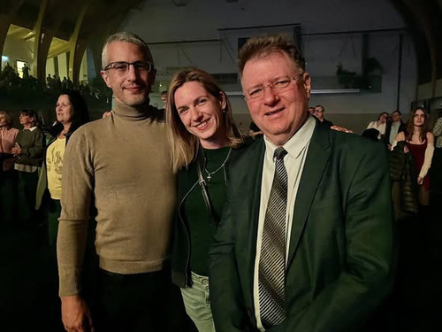 632803045 945278021397875 5054297311436050784 n.jpg?stp=cp6 dst jpg s590x590 tt6& nc cat=100&ccb=1 7.jpg