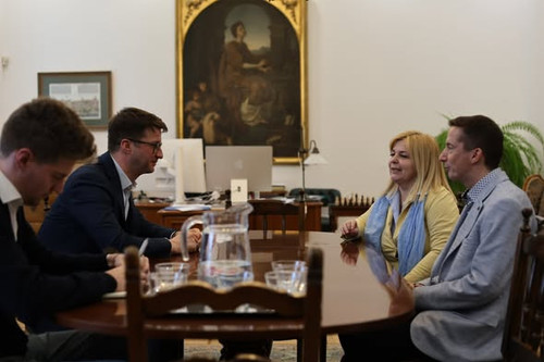 640962447 1460385935662462 794912316956406256 n.jpg?stp=dst jpg s590x590 tt6& nc cat=111&ccb=1 7& nc.jpg