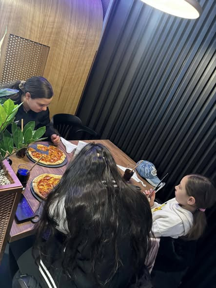 640972680 122247666824247104 4824841531772364721 n.jpg?stp=cp6 dst jpg s590x590 tt6& nc cat=102&ccb=.jpg