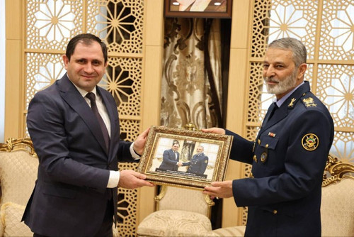 lonkCTGjSmxU0LiOGBuMe8HpyTk59M9Xh82ujaEAEIpZfuVlVQSdf3fSDlqQwdeeAI71VUD3o riZ8HRPDkNwVCsqM VyryfURFQ.jpg