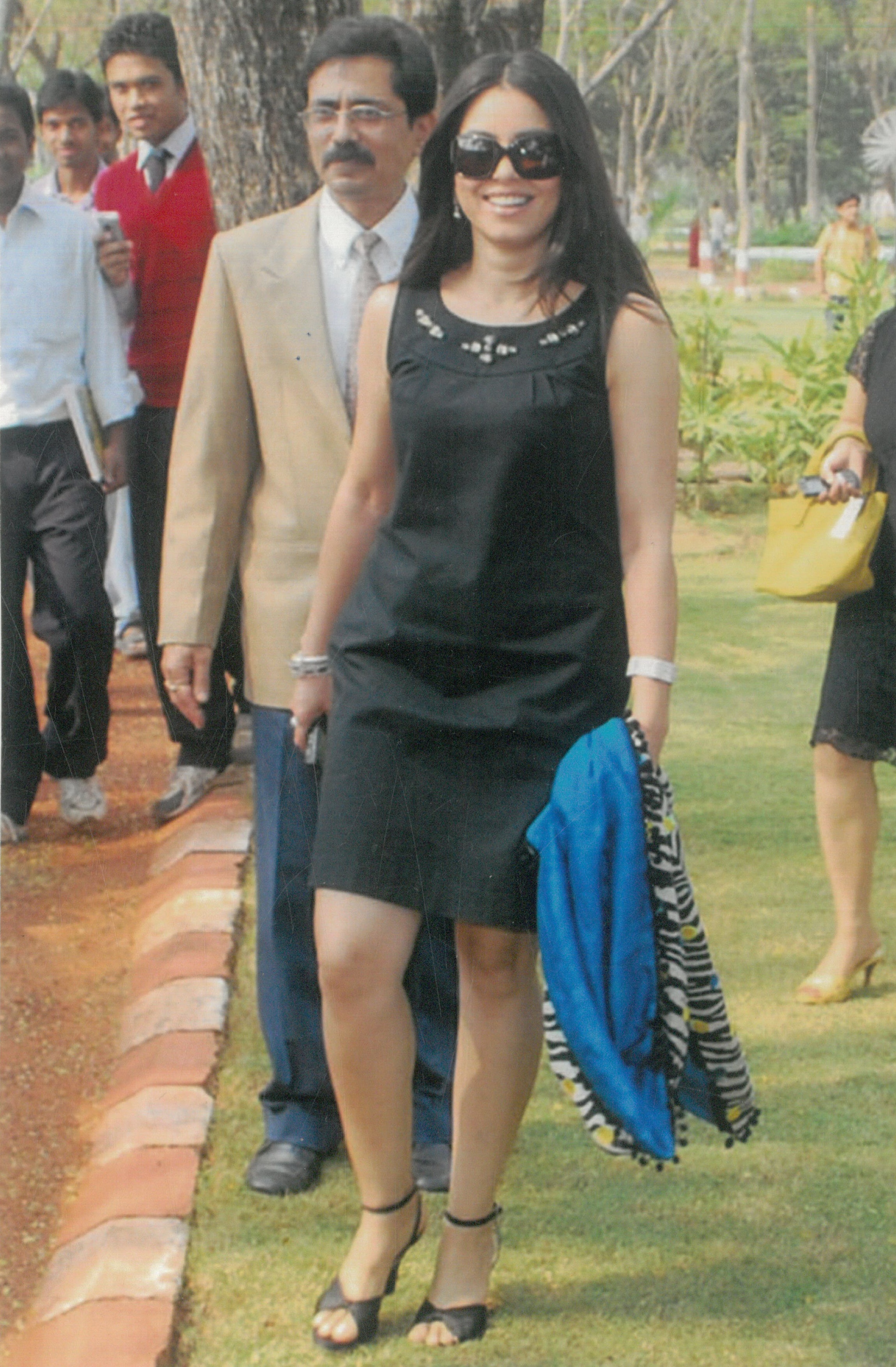 Dr. Rathore delivering lecture at academic event