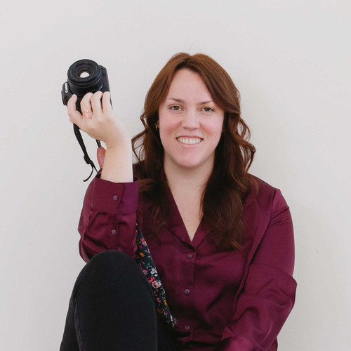 magdalena visuals headshots SQ.jpg