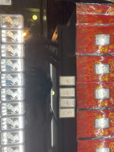 hinhgiasan 24thang02.jpg