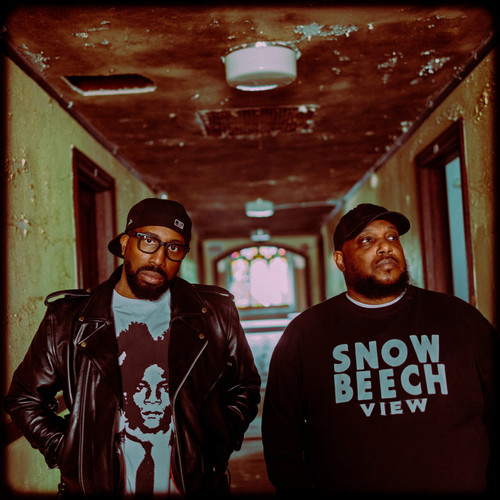 00 grxwn fxlks vol 2 braille web 2025 ftd.jpg