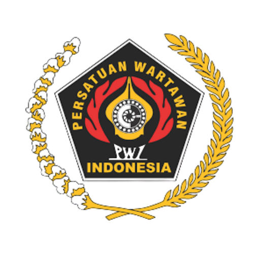 Black and White Minimalist Music Studio Logo.png