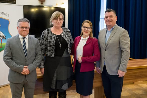 640933469 122247666272247104 8639521188695206634 n.jpg?stp=dst jpg s590x590 tt6& nc cat=107&ccb=1 7&.jpg