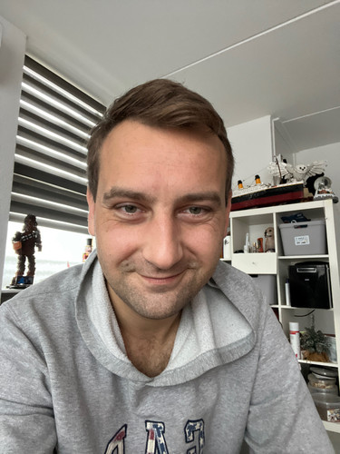 camphoto 684387517.jpg