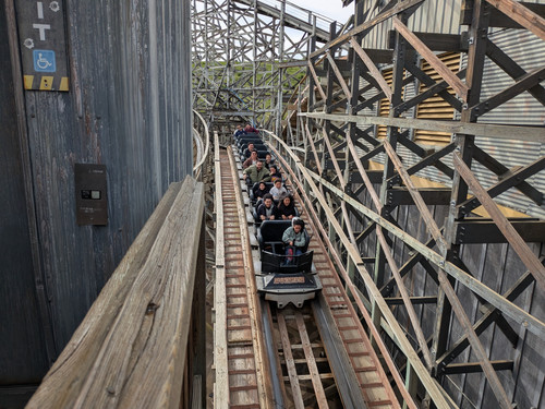 PXL 20260125 192747325.jpg