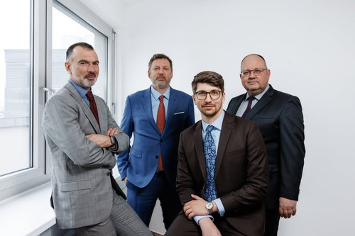 635517631 122157151178821830 5169496694012548018 n.jpg?stp=dst jpg p180x540 tt6& nc cat=110&ccb=1 7&.jpg