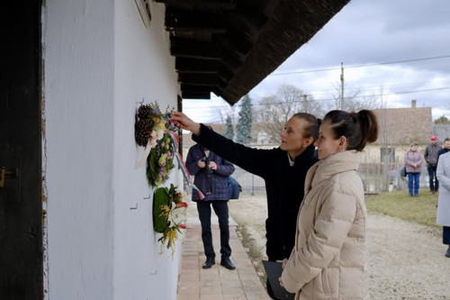 642751950 1380976460501223 5076790505031086674 n.jpg?stp=cp6 dst jpg s590x590 tt6& nc cat=104&ccb=1 .jpg