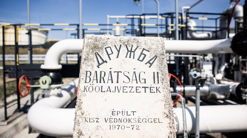 641419713 1194531849508644 9103629737551327066 n.jpg?stp=dst jpg s960x960 tt6& nc cat=109&ccb=1 7& n.jpg