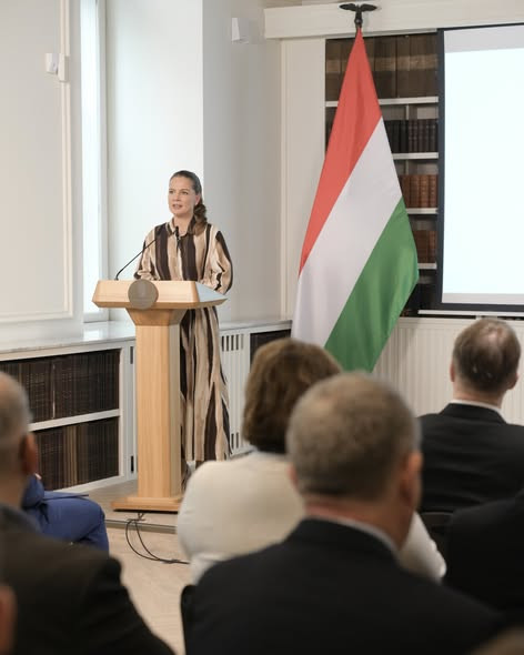 637833420 1454023576179993 1344049546338877073 n.jpg?stp=cp6 dst jpg s590x590 tt6& nc cat=102&ccb=1 .jpg