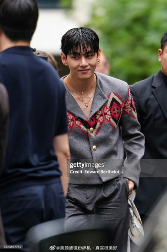 71677598 36AE 4513 8A15 7E74FA12623E.jpg