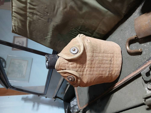 14abeca0f20c.jpg