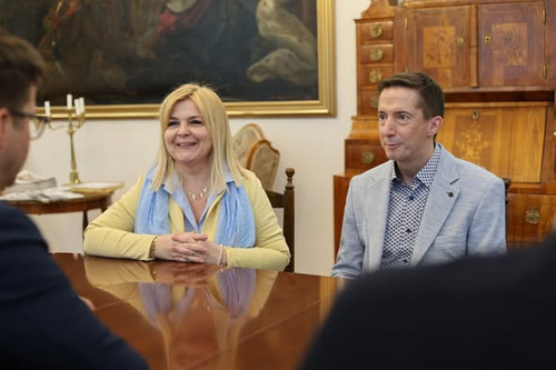 641377116 1460385932329129 7740979449816902811 n.jpg?stp=dst jpg s590x590 tt6& nc cat=111&ccb=1 7& n.jpg