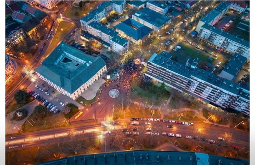 641500455 1227459142850802 6396608905962190791 n.jpg?stp=dst jpg p180x540 tt6& nc cat=106&ccb=1 7& n.jpg