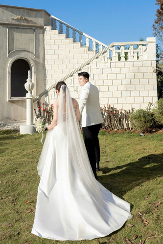 z7554917499088 30dac962a8b99e132ee357b0c1b57ab8.jpg