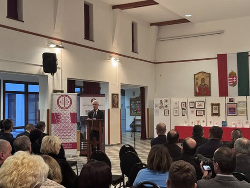 641603397 1523379939790059 8433115425890730900 n.jpg?stp=cp6 dst jpg s590x590 tt6& nc cat=107&ccb=1 .jpg