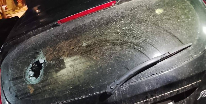 اندلاع مواجهات في مخيم الفوار جنوب الخليل، وقوات الاحتلال تطلق الرصاص الحي وقنابل الغاز....