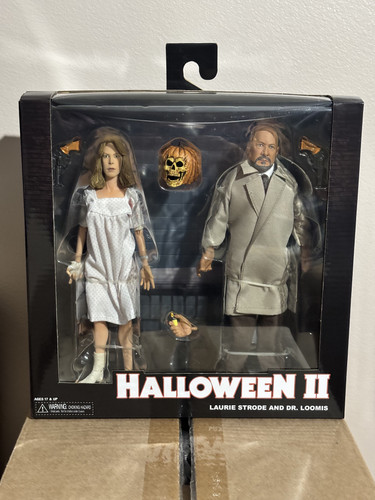 NECA HALLOWEEN II LAURIE STRODE & DR LOOMIS MISB $100.jpg