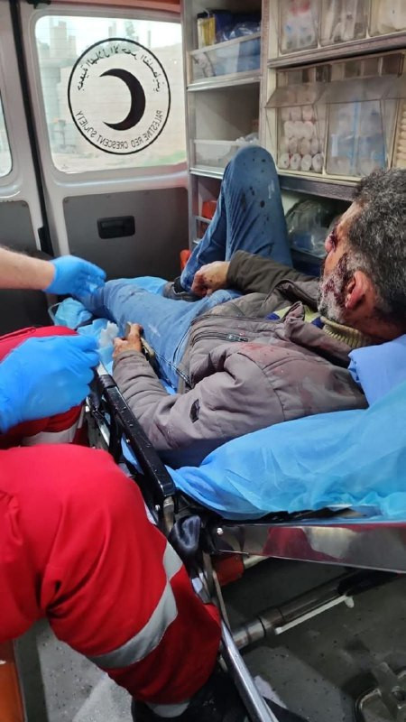 إصابة راعي أغنام فلسطيني بجروح ورضوض؛ جراء اعتداء مستوطنين عليه، في أراضي بلدة قراوة بني حسان، غرب سلفيت....