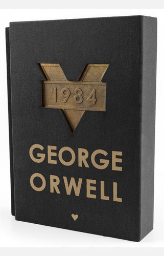 9789750722066 front cover.jpg