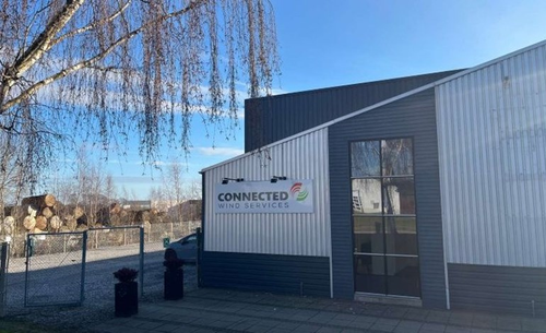 HDxJq49boAA b L?format=png.png