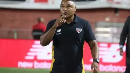 São Paulo confirma retornos e enfrenta desfalque de craque para o Choque-Rei