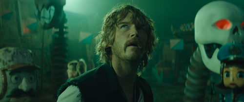 The.Electric.State.2025.1080p.WEBRip.EAC3.x265 Hojoborolo.mkv snapshot 01.16.07.995.png