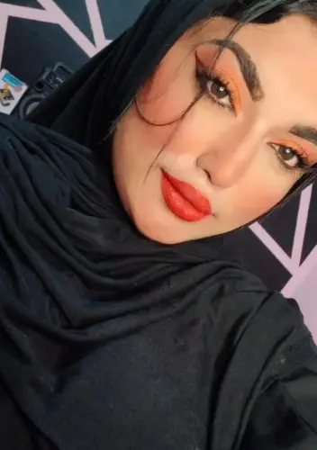 البوم نودز محجبه بنت ناس تعرض جسمها وبزازها لصاحبها وهي عمالة تلعب فيهم 13 720x1024.webp