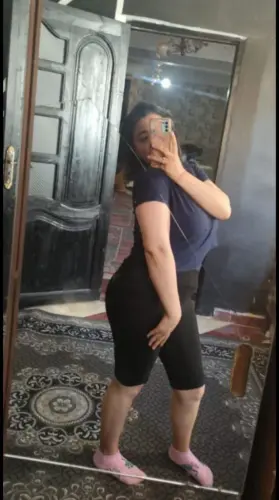البوم نودز محجبه بنت ناس تعرض جسمها وبزازها لصاحبها وهي عمالة تلعب فيهم 19 572x1024.webp