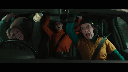 How.To.Get.To.Heaven.From.Belfast.S01E01.The.Wake.2160p.NF.WEB DL.CZ EN.DD+.5.1.Atmos.DoVi.HDR.H.265.jpg