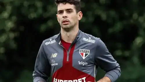 São Paulo intensifica negociações para rescisão contratual com Oscar