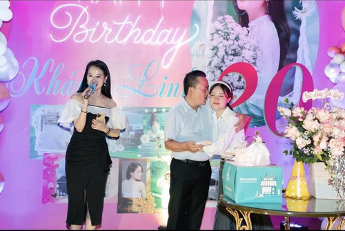 z7658105243435 77e2da7cbcddc34409ba236db8182f93.jpg