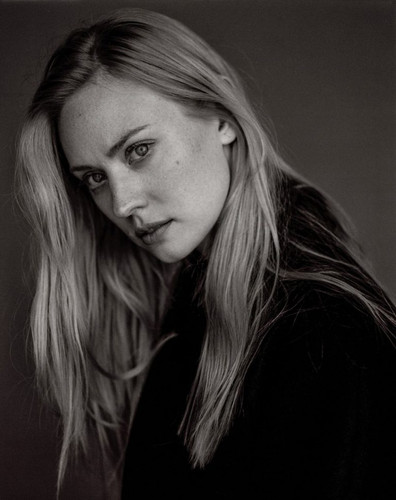deborah ann woll by graham dunn for the laterals 10 768x970.jpg