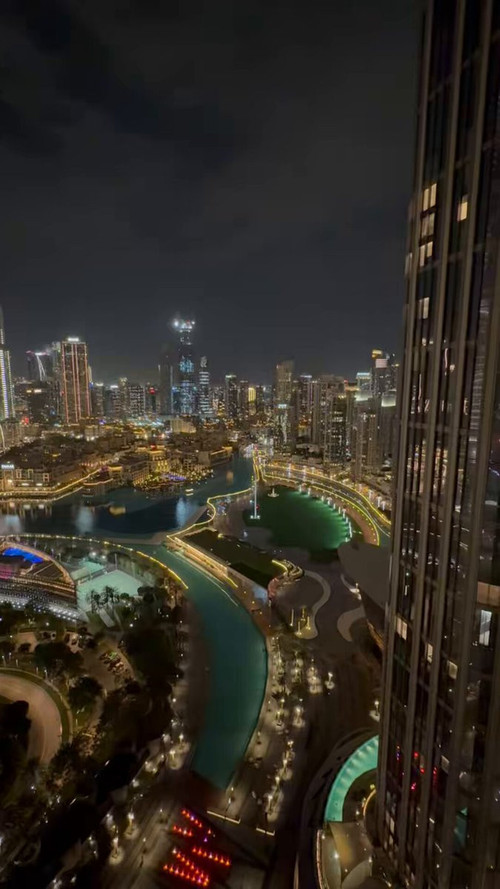 EdfO9 dkm2MVMpgU.jpg