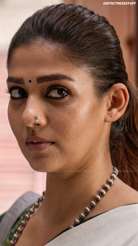 nayan 67565437893106.jpg